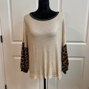 Buckle's Peach Love California  Shabby Chic Thermal Top With Leopard Sleeves